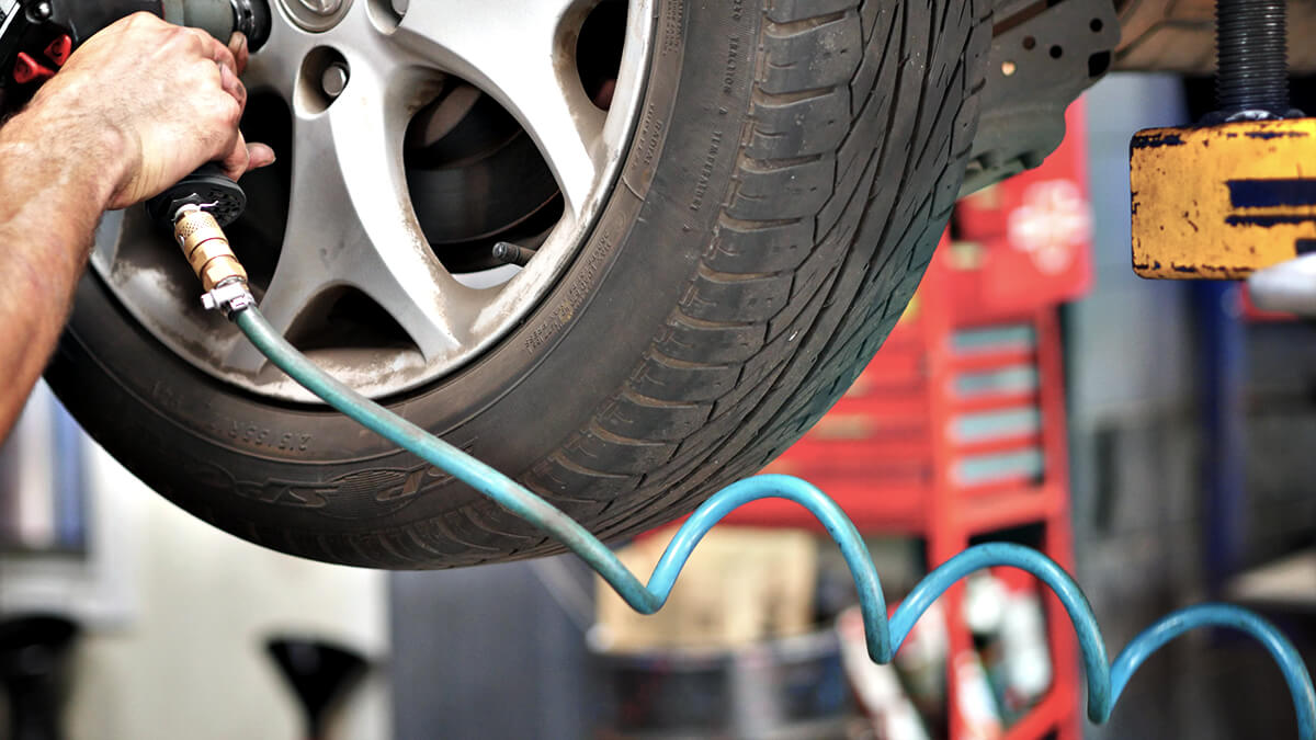 BPS Automotive | Our services include tyre replacement in Mordialloc